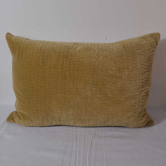 GOLD DOWNFILLED PILLOW