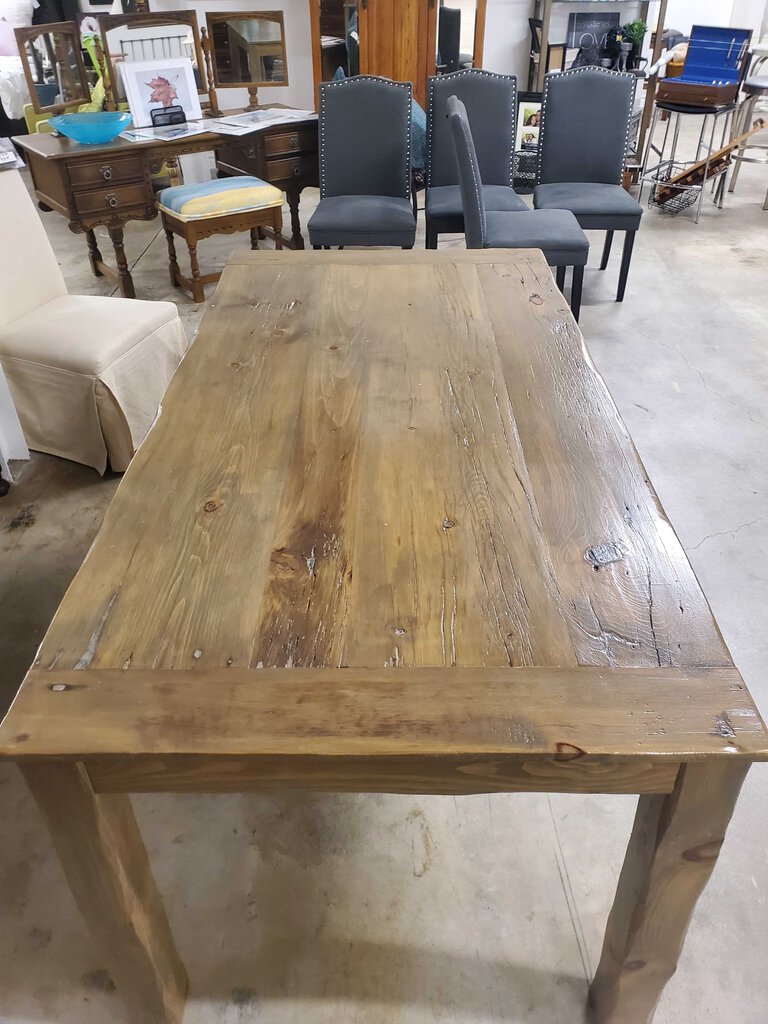 RECLAIMED WOOD TABLE