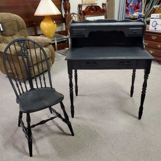 BLACK DESK W/ CHAIR