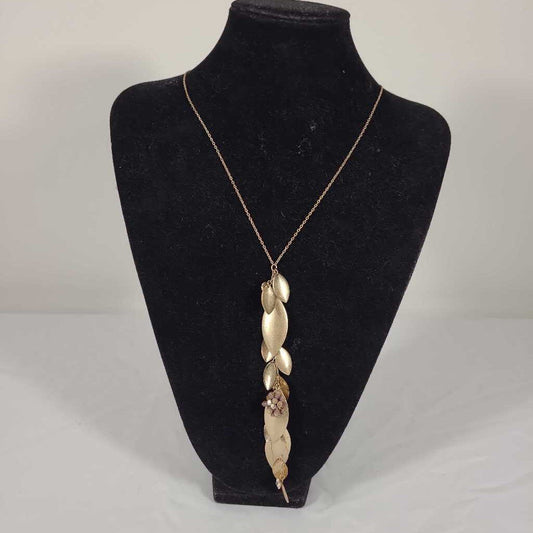 GOLD LEAF NECKLACE