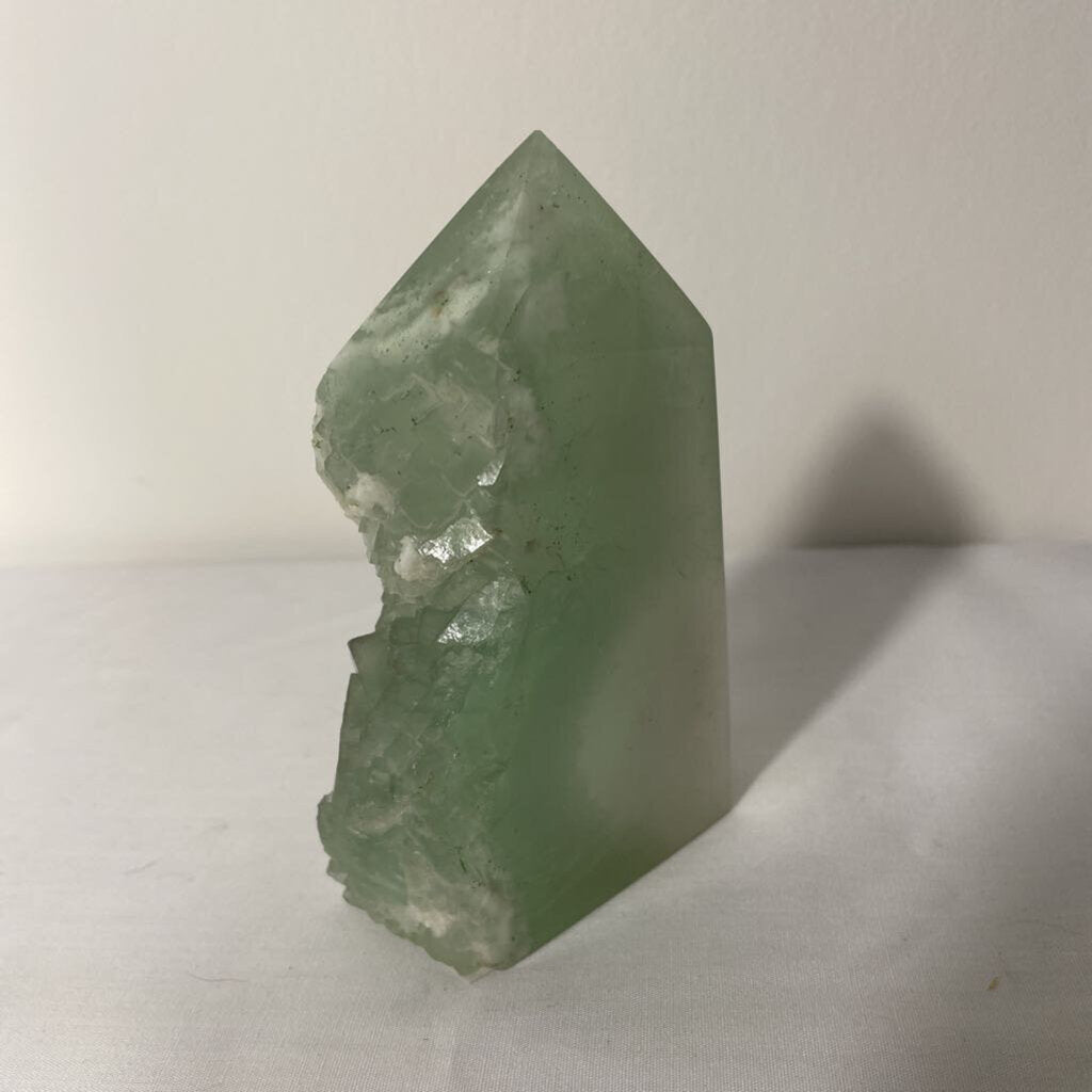 GREEN FLUORITE TOWER