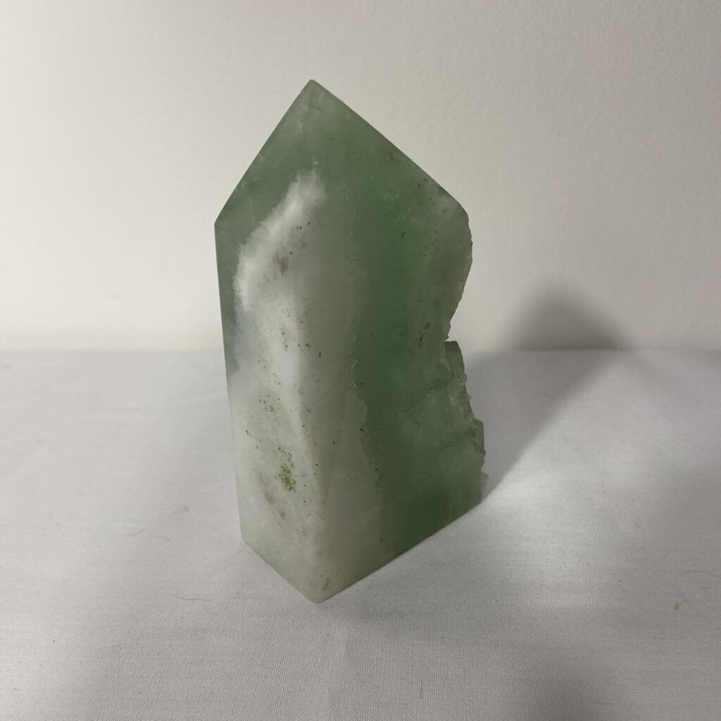 GREEN FLUORITE TOWER