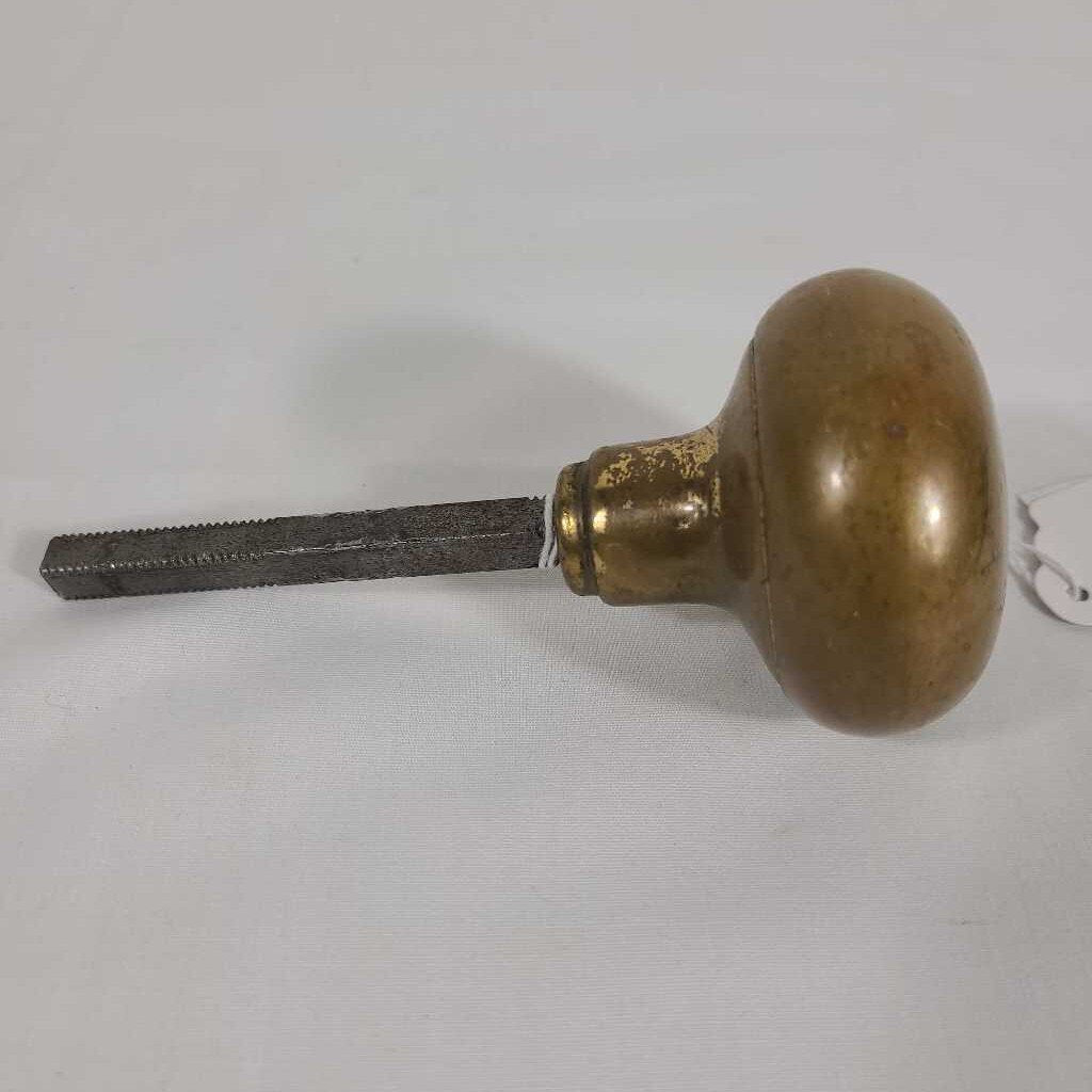 ANTIQUE BRASS DOOR HANDLE