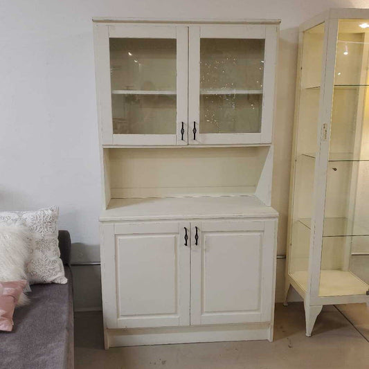 2PC WHITE CABINET