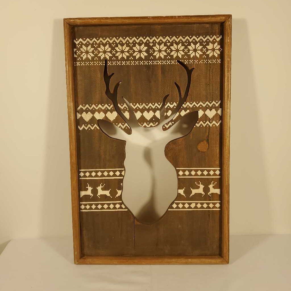 WOODEN CUTOUT DEER WALL ART