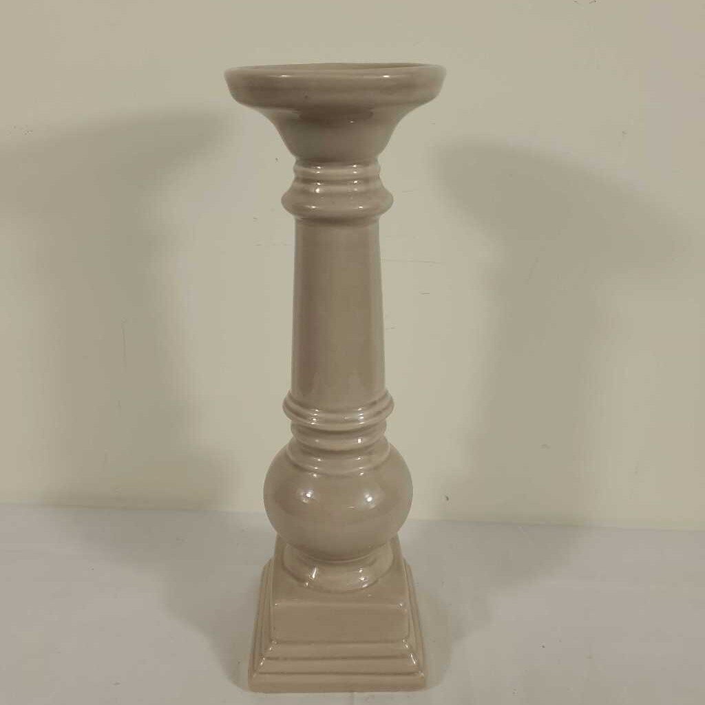 LIGHT GREY CERAMIC CANDLESTICK