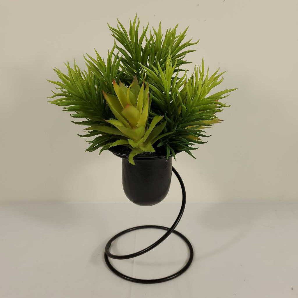 SPIRAL HOLDER W/FAUX GREENERY