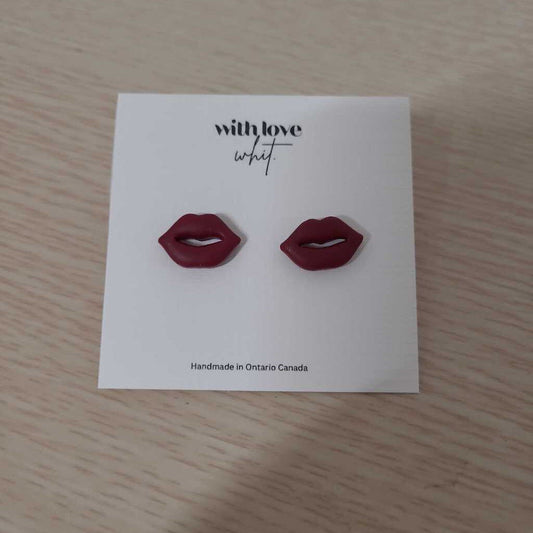 LIPPIE STUDS - WINE