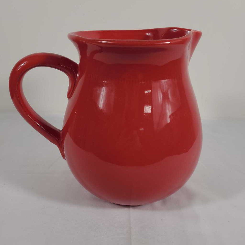 RED PITCHER W/ PIG