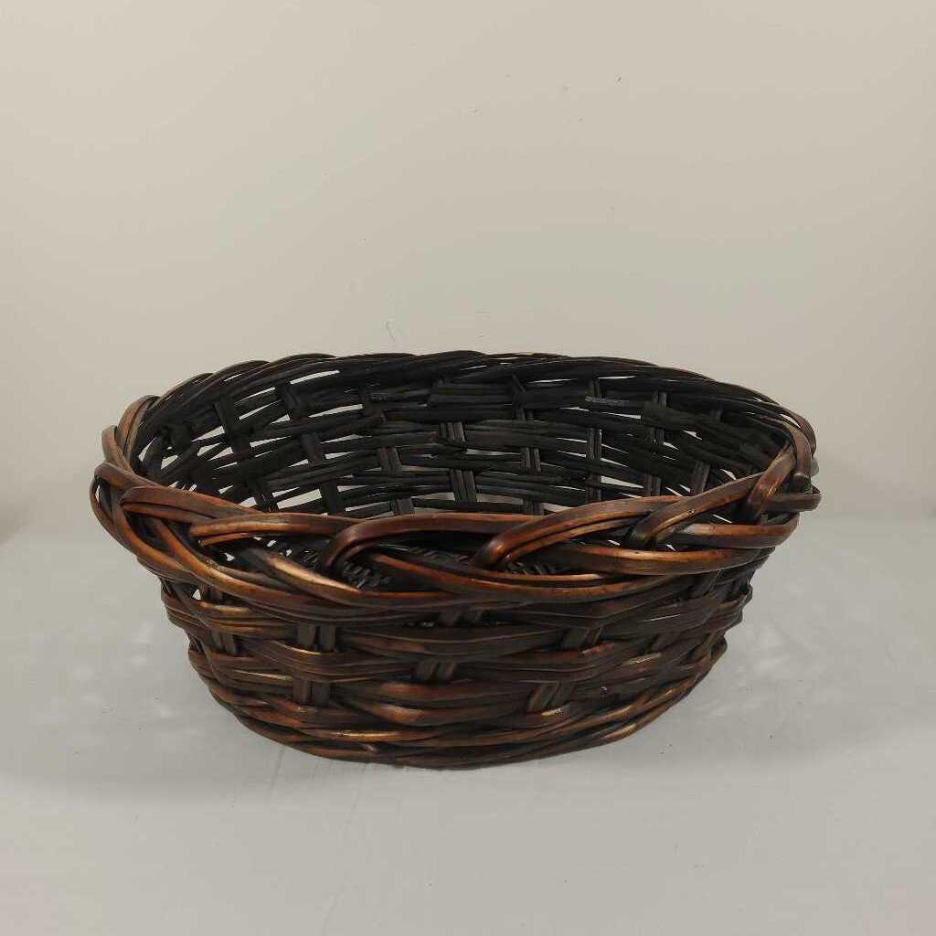 ROUND RATTAN BASKET