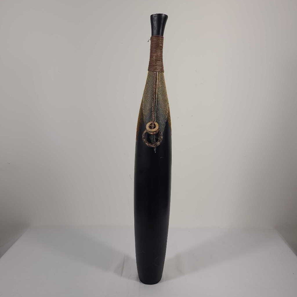 23" WOOD VASE WITH LEAF DETAIL